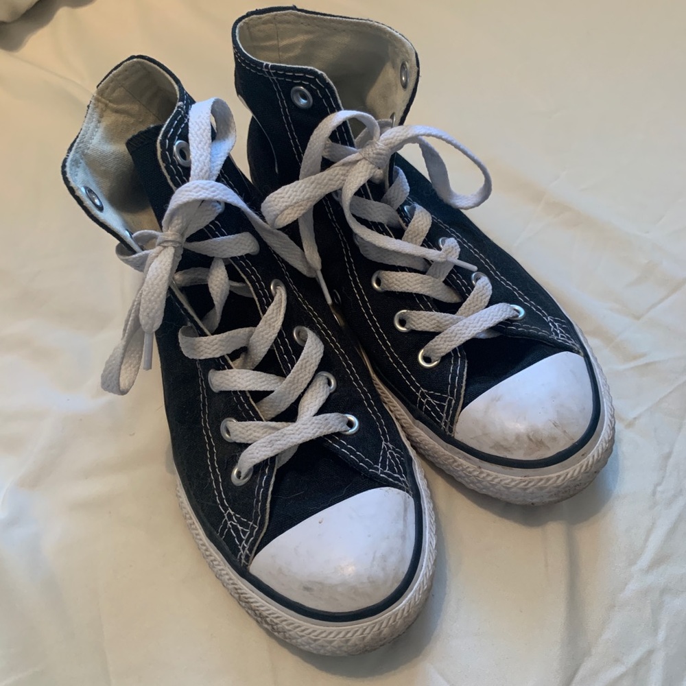 Black high top converse